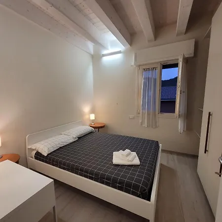 Garda View - Nuovo Con Solarium Vista Garda (Verona)