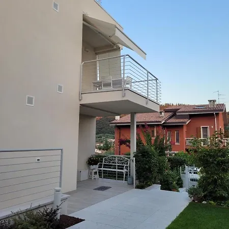 Garda View - Nuovo Con Solarium Vista * Garda (Verona)
